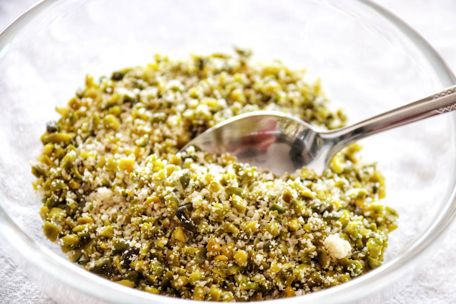 Chopped pistachios and almond crumble for cheesecake topping