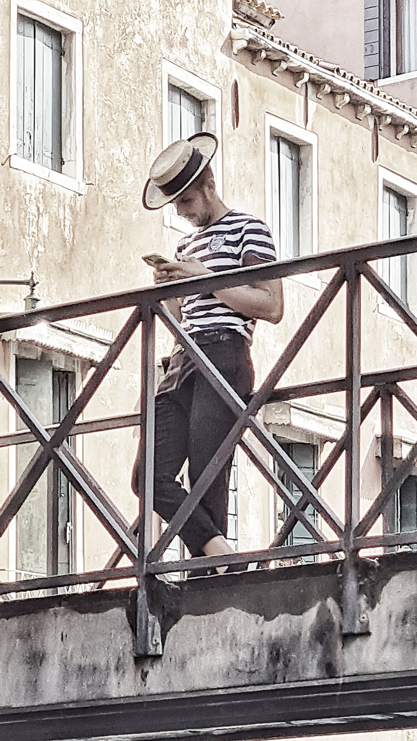 The Observer by Alessandro Cipriano