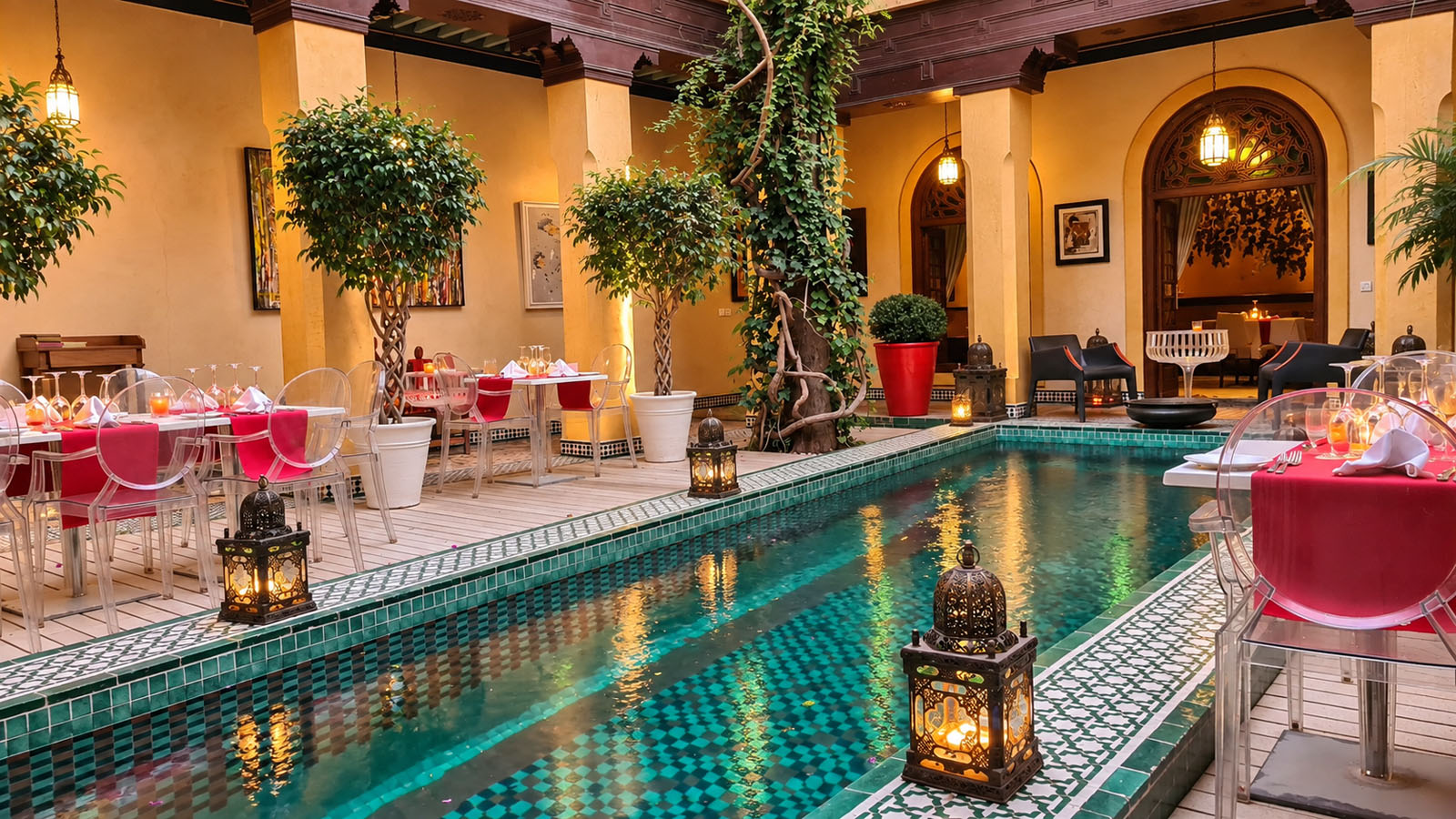 Restaurant courtyard and dining tables at Pepe Nero Marrakech
